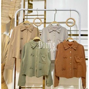 Domscorner - Ji an collar coquette - buttoned blouse - longsleeve blouse - knit blouse - atasan rajut - atasan pita